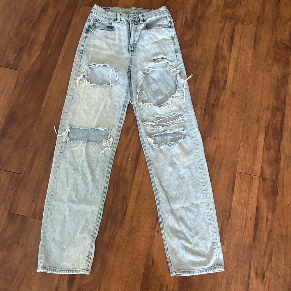 American Eagle Outfitters Light Blue Denim Jeans